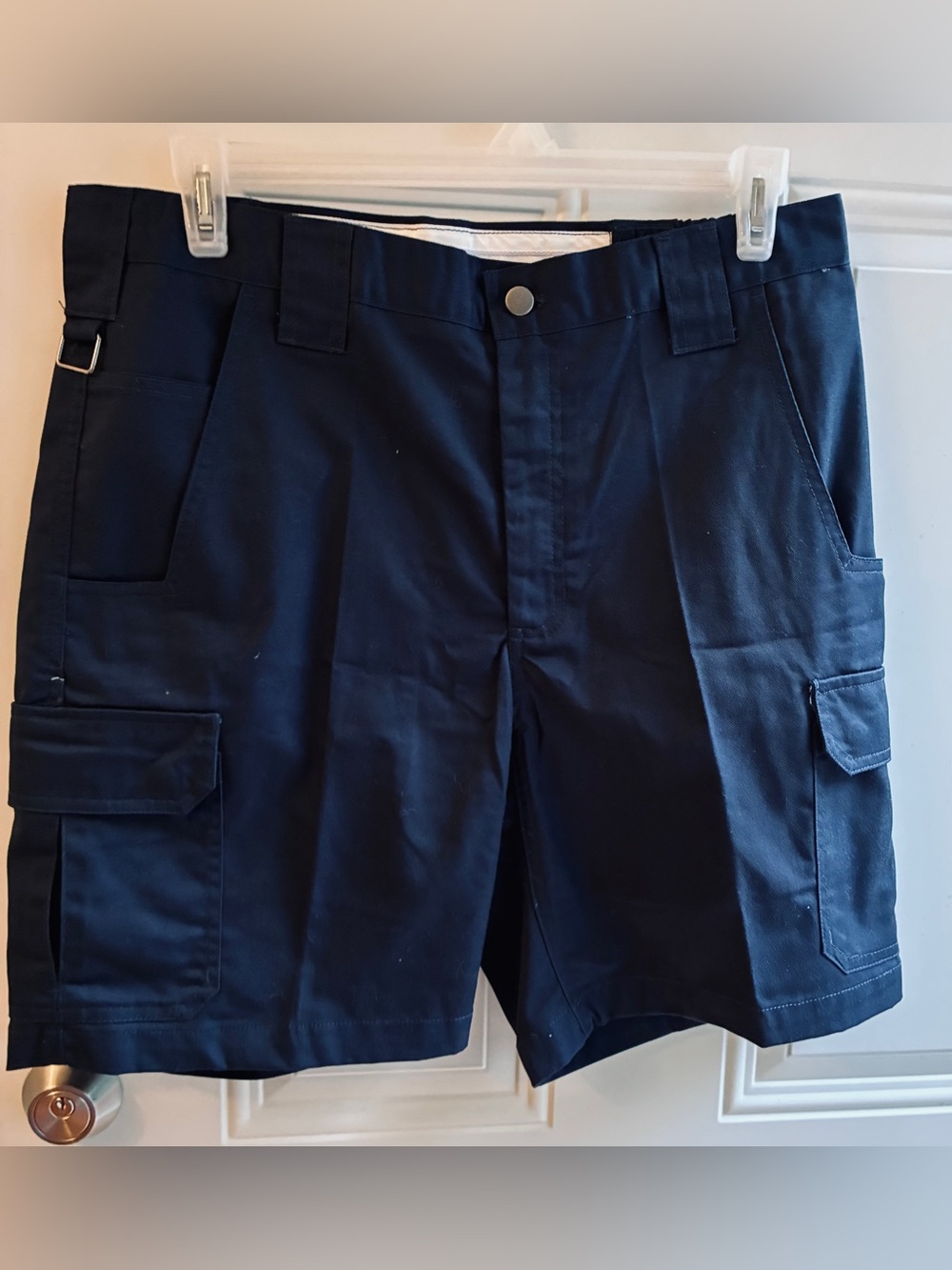 Wearguard men’s size 36 cargo shorts inseam 9 inches/ NWOTG